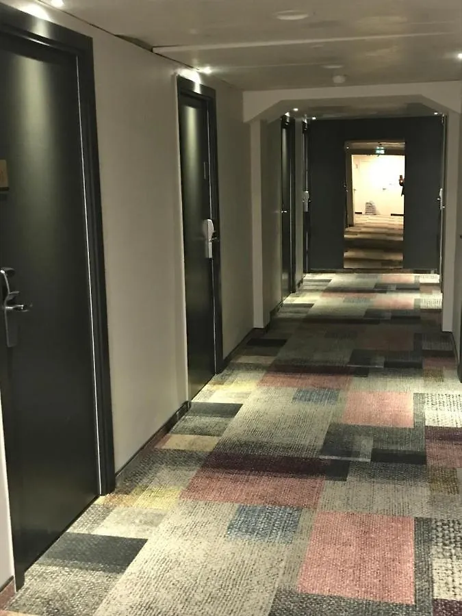 Quality Hôtel Christina Lourdes 3*,