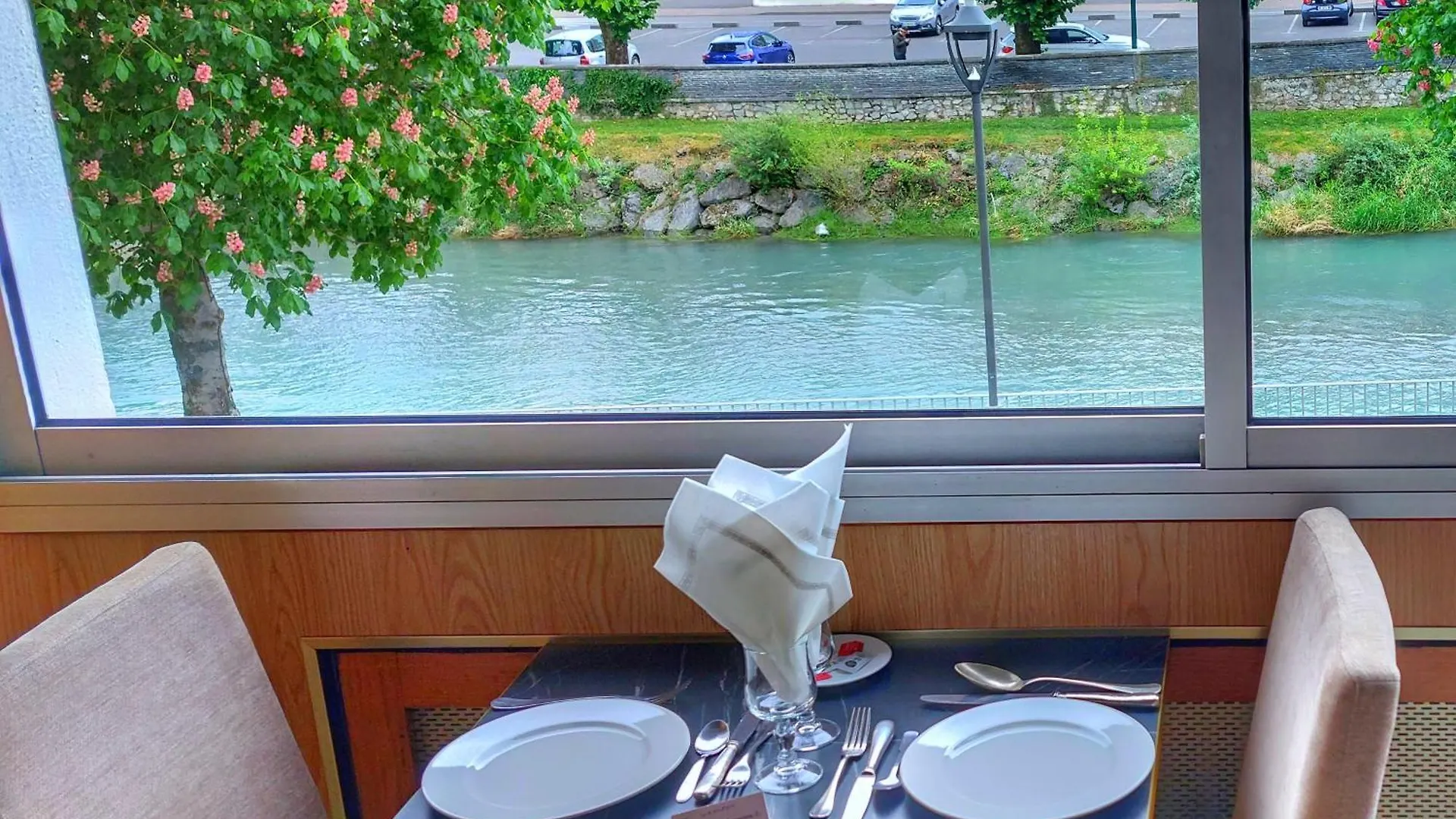 Quality Hôtel Christina Lourdes